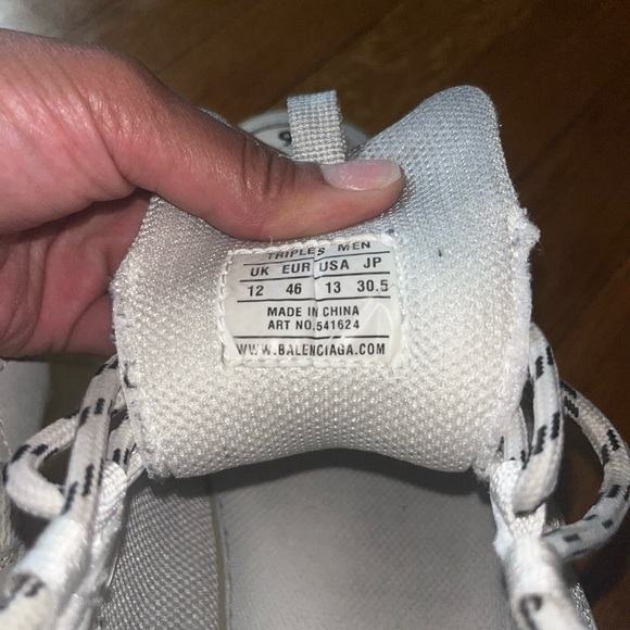 BALENCIAGA TRIPLE S clear sole sneaker - Picture 9 of 15